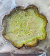Load image into Gallery viewer, Mak Ngah Kuih Bakar Pandan  (Available 24th Jun)
